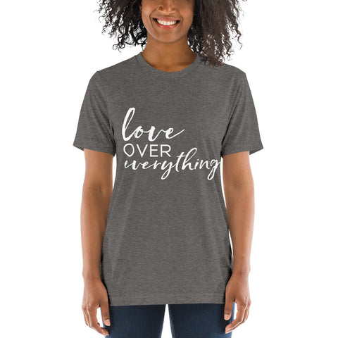 Love Over Everything - Short sleeve t-shirt (Grey)